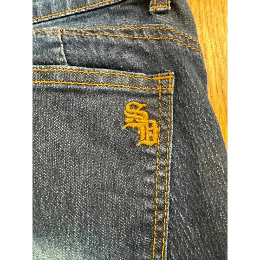 Street‎ Denim by VIP Jeans Dark Wash Distressed Skinny Jeans Women Size 7 8